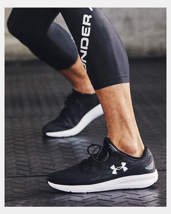 παπουτσια για τρεξιμο Under Armour UA Charged Pursuit 2 ανδρικα μαυρα / ασπρα | a2iCFnWuOb5