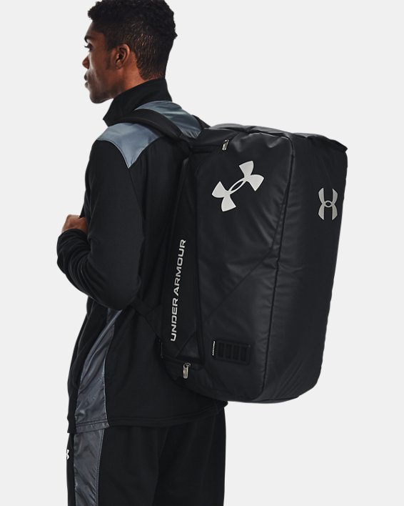 σακιδια πλατησ Under Armour Unisex UA Contain Duo Medium Duffle γυναικεια μαυρα / μεταλλικός ασημι |